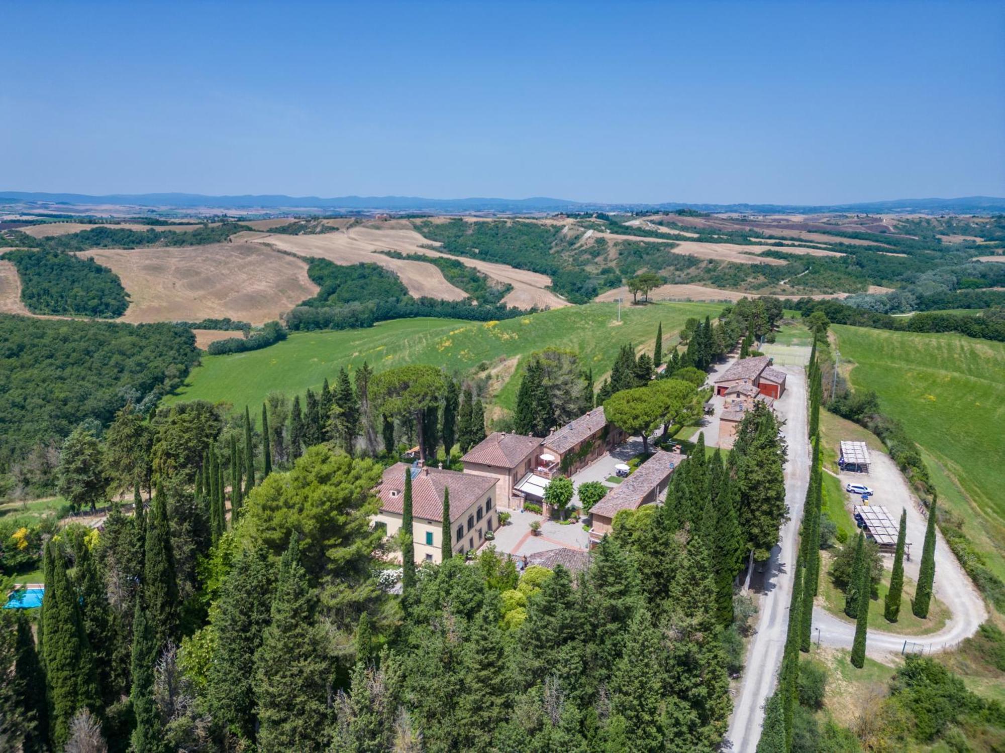 Villa Agriturismo Tenuta La Campana Asciano Exterior foto